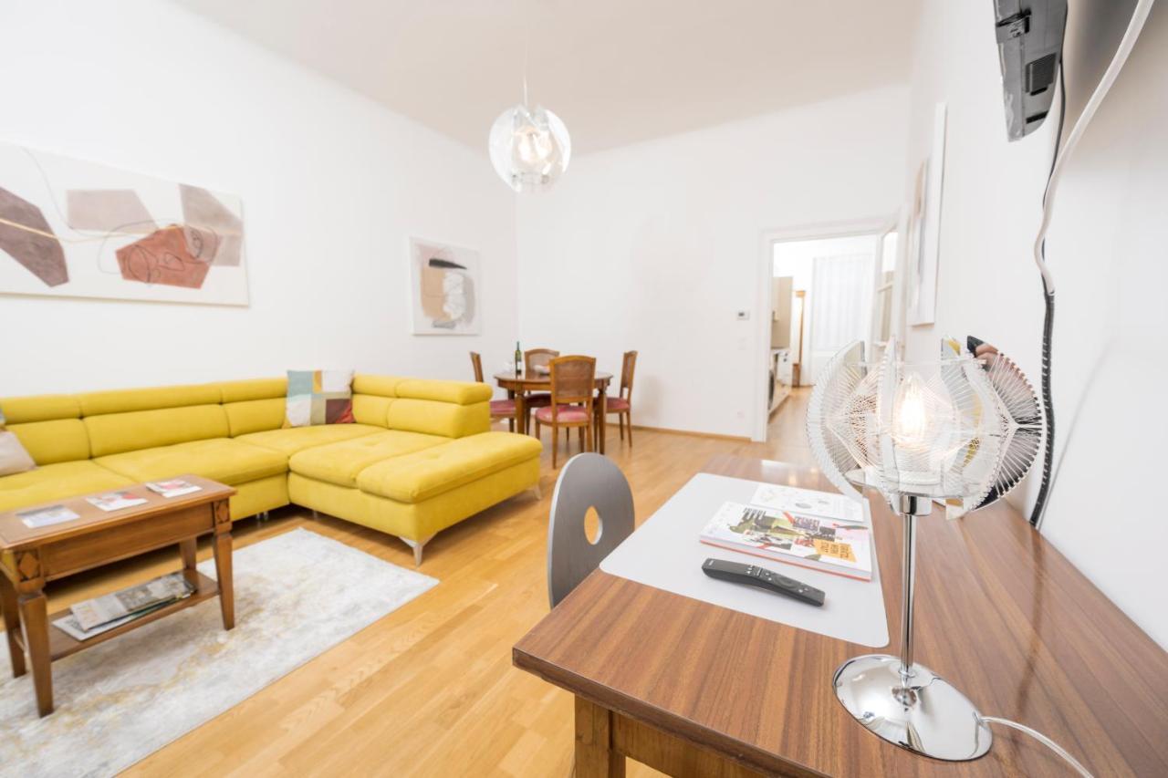 Of Hernals Apartamento